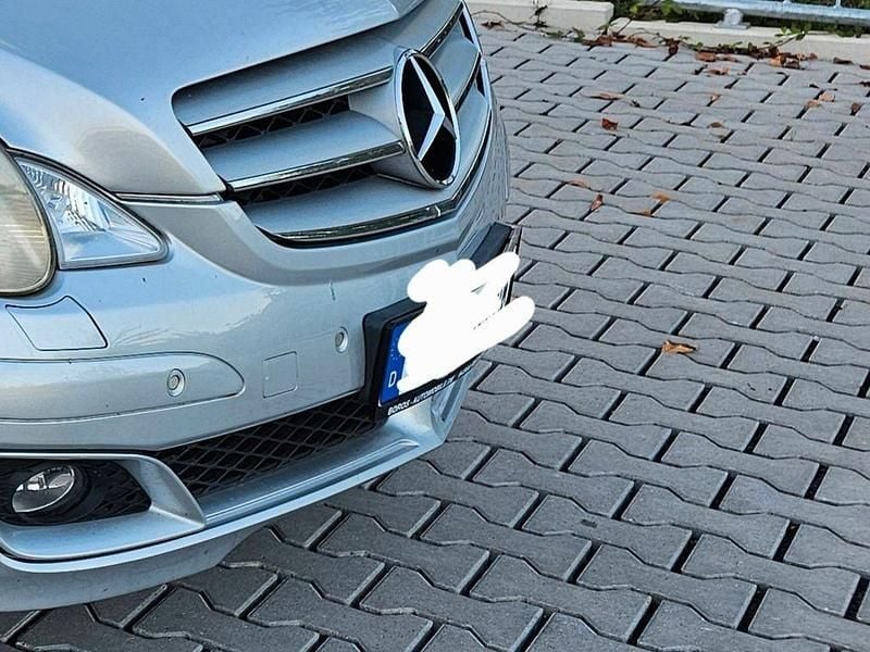 Silber Gebraucht 2006 Mercedes R280 Luxury Van / Kleinbus | 5.300 € (Guter Preis) - Bild 1/4