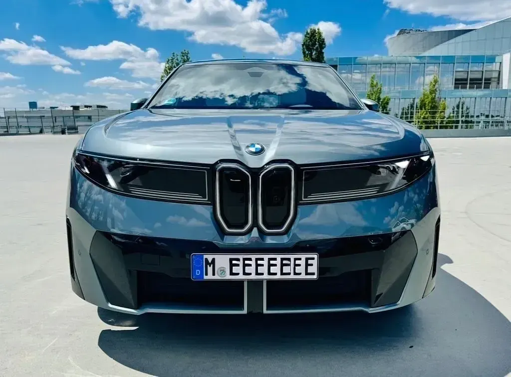 Gebraucht BMW iX3 Sport Line 344 kW (469 PS) 2026 Grün SUV