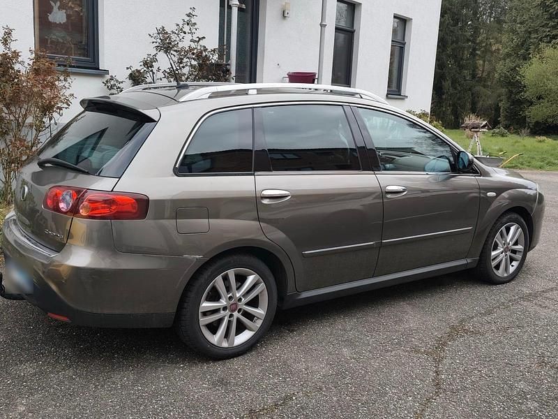 Gebraucht Fiat Croma 2008 Grau Kombi
