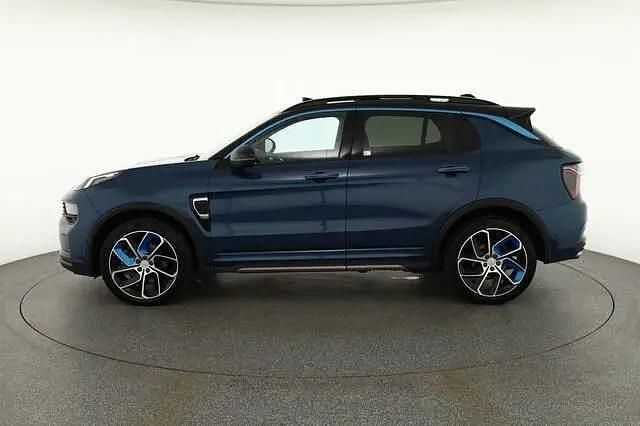 Second-hand Lynk & Co 01 261 CP (191 kW) 2022 Albastru SUV