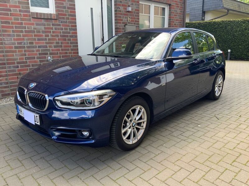 Blau Gebraucht 2017 BMW 118 M Sport Kleinwagen | 14.900 € (Superpreis) - Bild 1/4