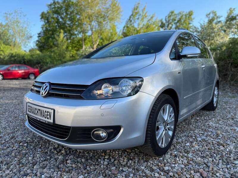 Reflexsilber metallic Gebraucht 2013 VW Golf Plus Cross Van / Kleinbus | 7.399 € (Fairer Preis) - Bild 1/4