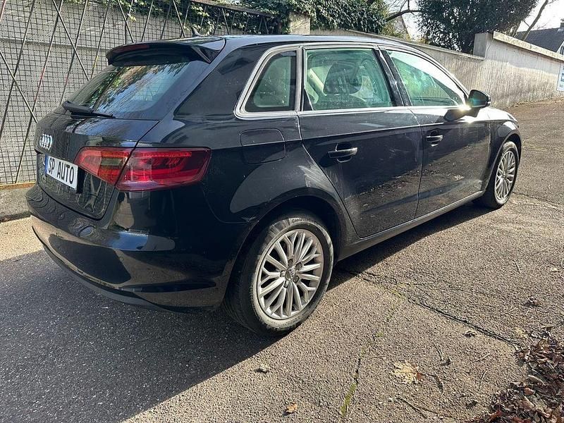 Gebraucht Audi A3 Ambiente 150 PS (110 kW) 2013 Schwarz Limousine