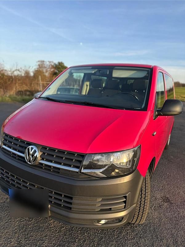 Gebraucht VW T6 150 PS (110 kW) 2016 Rot Van