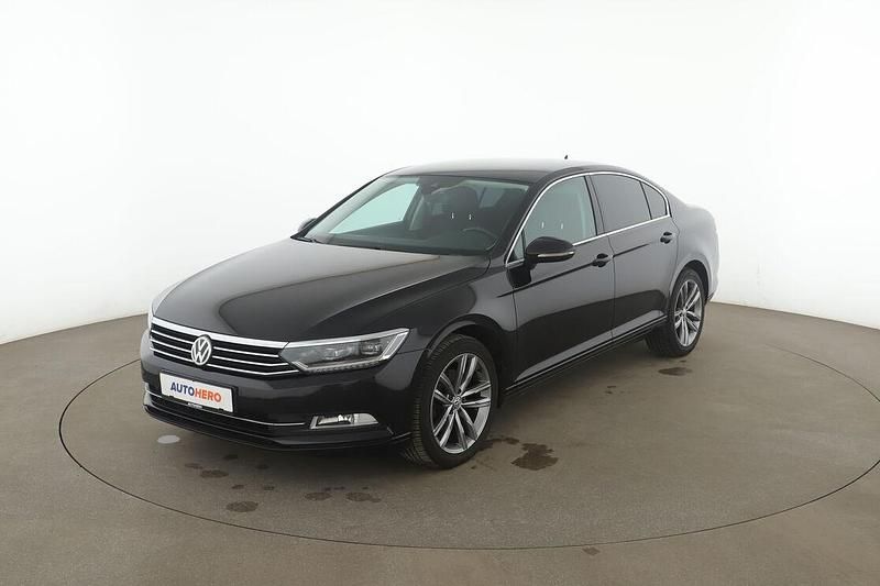 Gebraucht VW Passat Comfortline 180 PS (132 kW) 2016 Schwarz Limousine