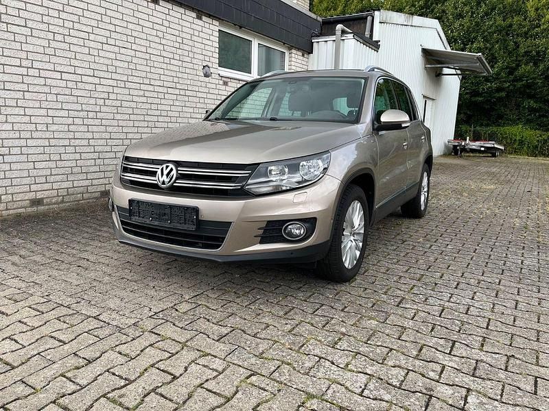 Beige Gebraucht 2013 VW Tiguan Life SUV | 9.900 € (Guter Preis) - Bild 1/4