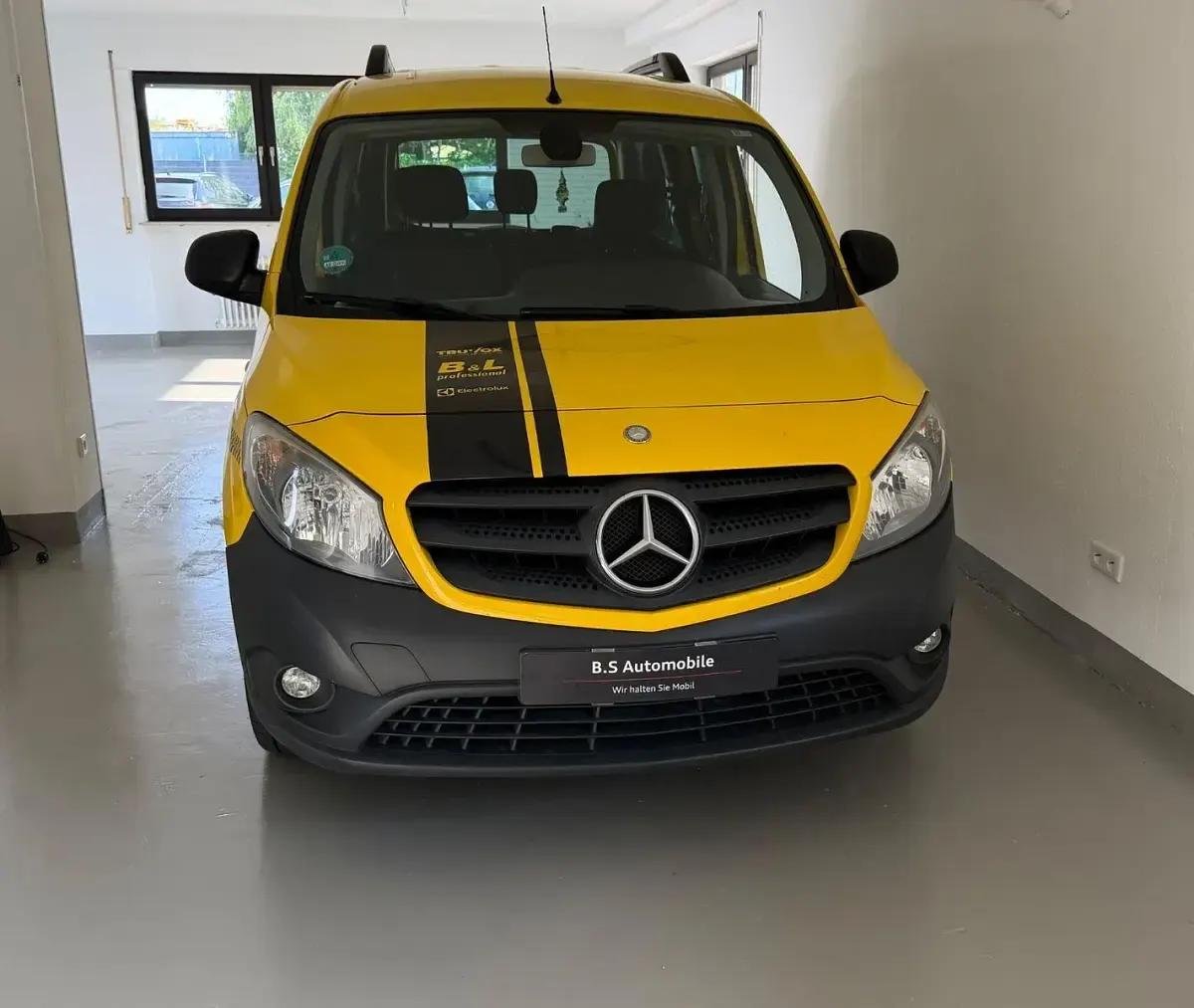 Gebraucht Mercedes Citan 109 90 PS (66 kW) 2016 Gelb Van / Kleinbus