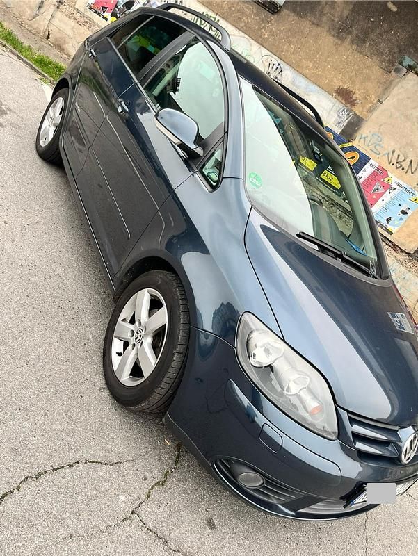 Blau Gebraucht 2009 VW Golf Plus Cross United Van / Kleinbus | 4.999 € (Fairer Preis) - Bild 1/4