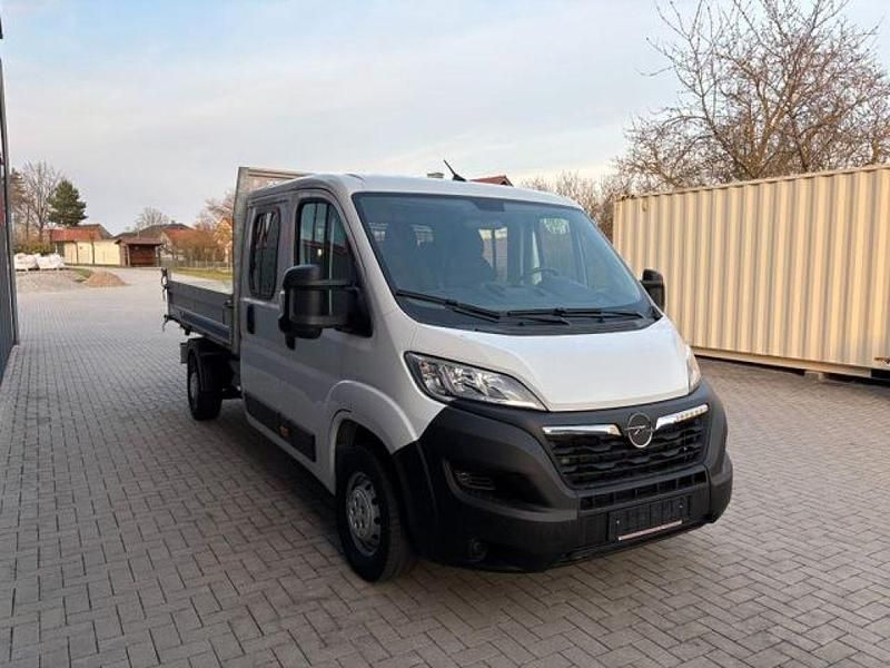 Gebraucht Opel Movano 140 PS (102 kW) 2024 Weiss Van