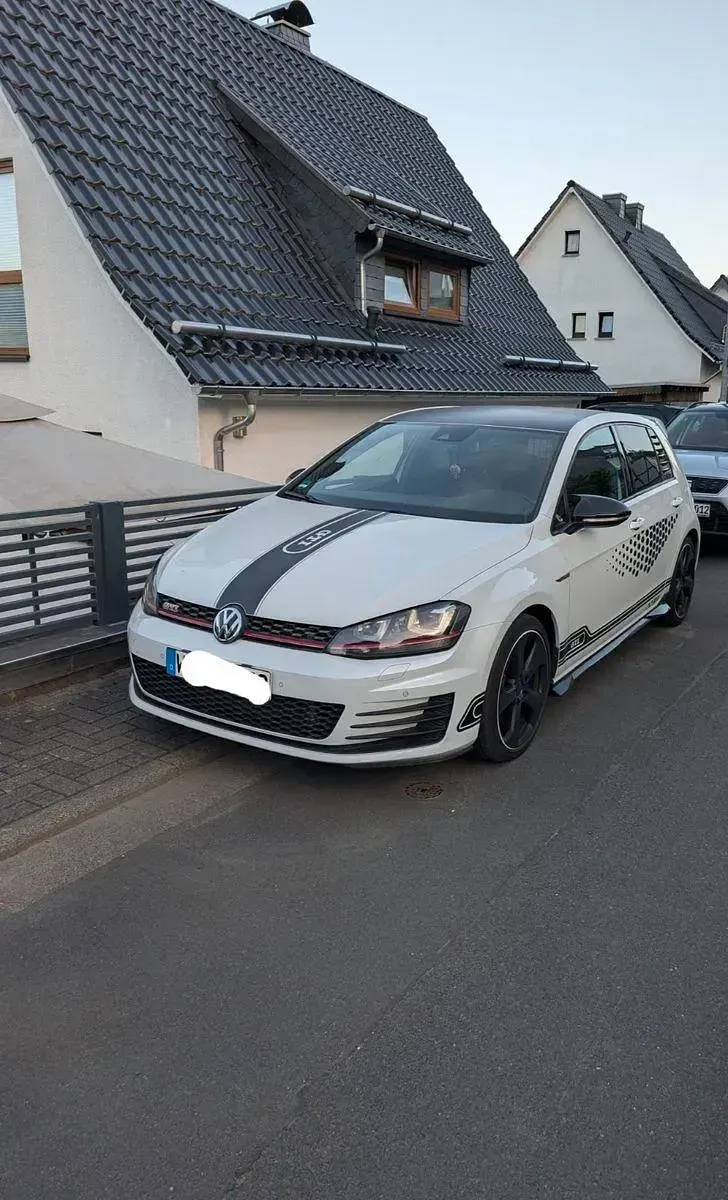 Gebraucht VW Golf VII GTI 220 PS (161 kW) 2016 Weiß Limousine