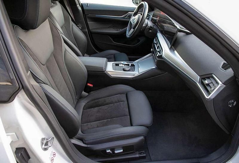 Gebraucht BMW i4 400 kW (544 PS) 2023 Alpinweiß uni Limousine