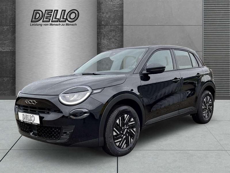 Cinema schwarz Neu 2025 Fiat 600 Kleinwagen | 25.490 € (Fairer Preis) - Bild 1/4