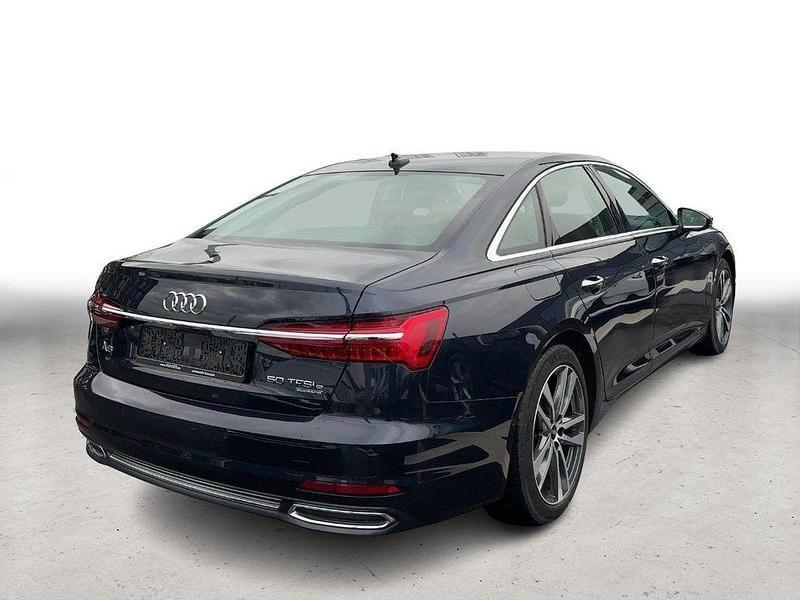 Gebraucht Audi A6 Design 299 PS (219 kW) 2022 Blau Limousine