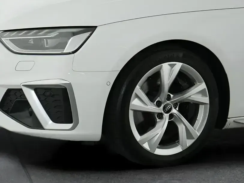 Używany Audi S4 341 KM (250 kW) 2022 Biały Sedan/Limuzyna