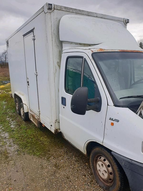 Gebraucht Fiat Ducato 128 PS (94 kW) 2001 Weiß Van