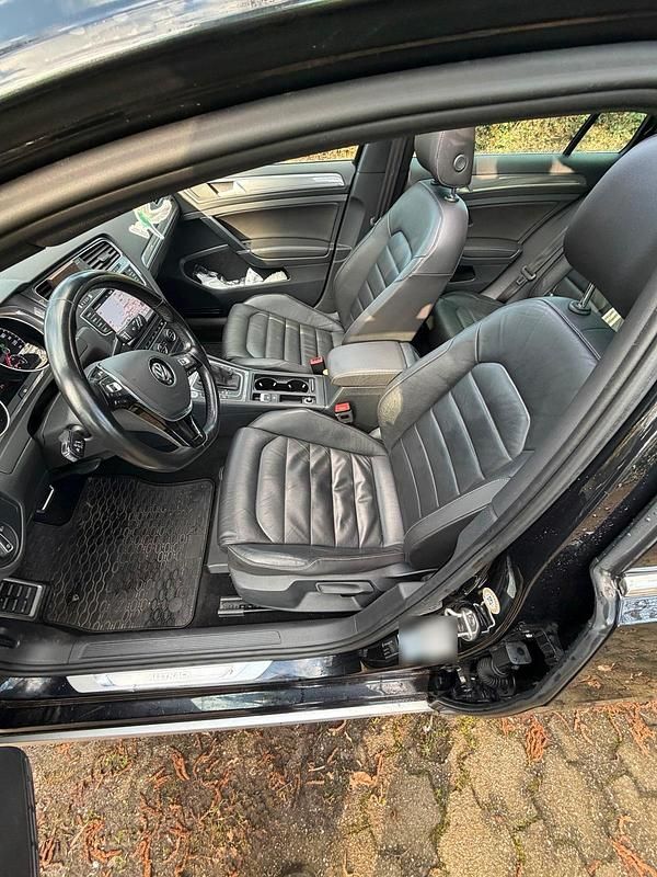 Gebraucht VW Golf VII 184 PS (135 kW) 2015 Schwarz Kombi