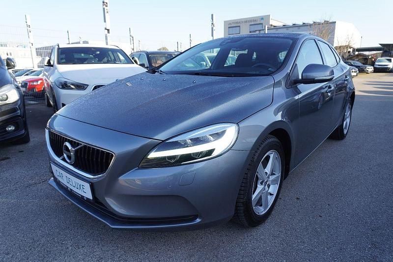 Gebraucht Volvo V40 150 PS (110 kW) 2019 Grau Limousine