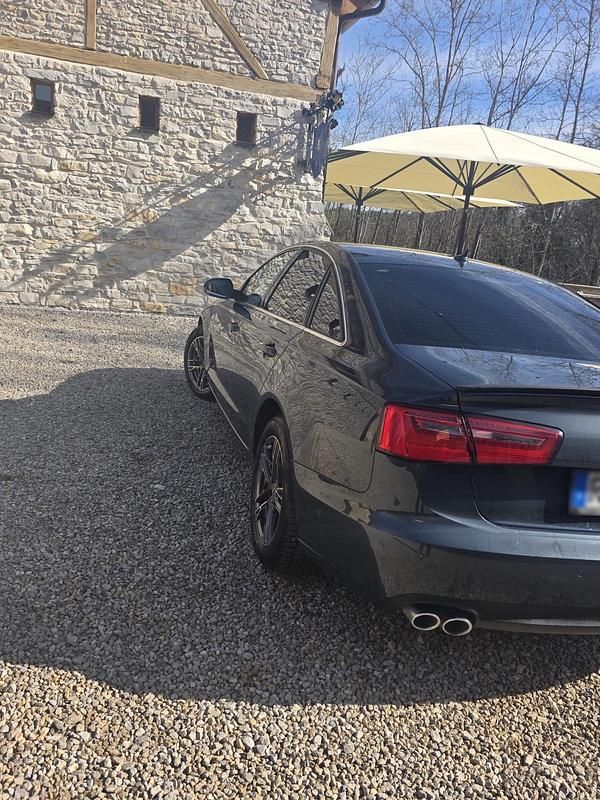 Gebraucht Audi A6 136 PS (100 kW) 2013 Braun Limousine