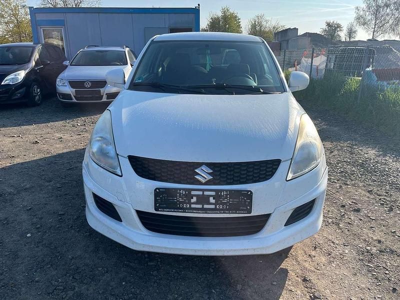 Gebraucht Suzuki Swift 94 PS (69 kW) 2013 Other Kleinwagen