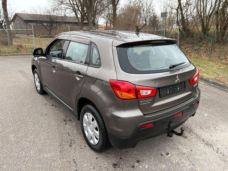 Gebraucht Mitsubishi ASX Inform 150 PS (110 kW) 2012 Braun SUV
