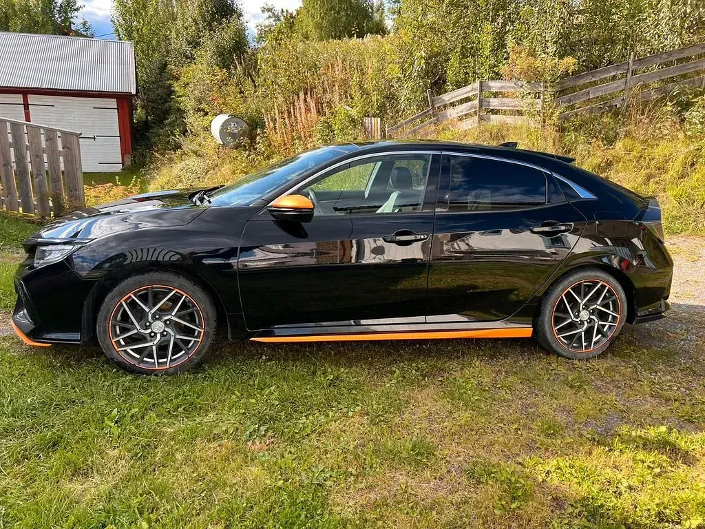 Gebraucht Honda Civic Elegance 129 PS (94 kW) 2017 Schwarz Limousine