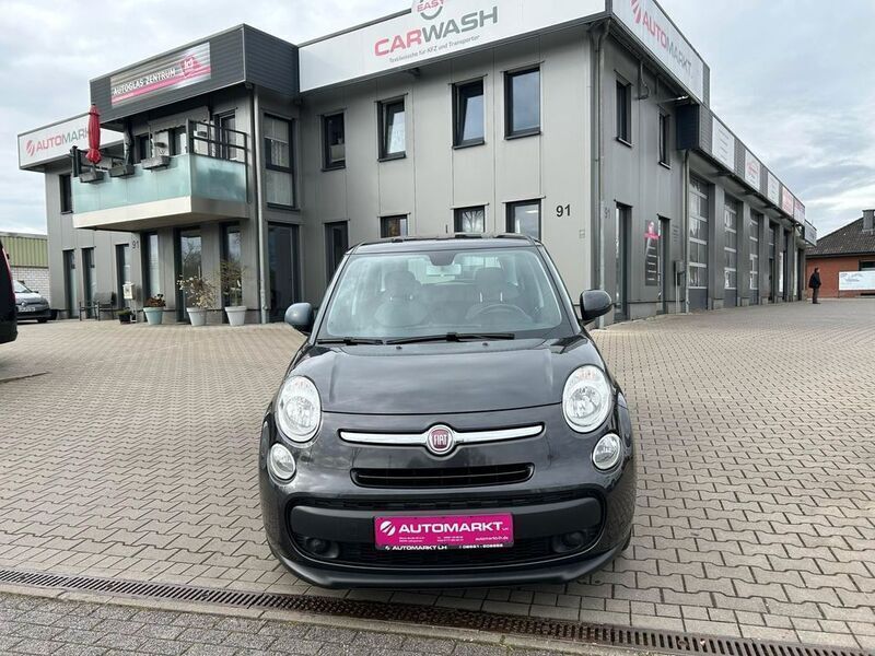 Grau Gebraucht 2013 Fiat 500L Pop Star Van / Kleinbus | 8.990 € (Teuer) - Bild 1/4