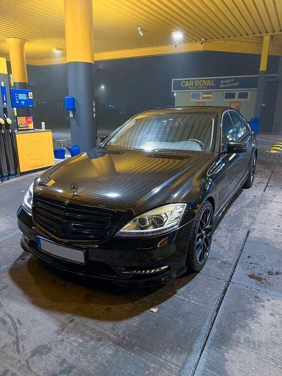 Gebraucht Mercedes S350 258 PS (189 kW) 2011 Schwarz Limousine