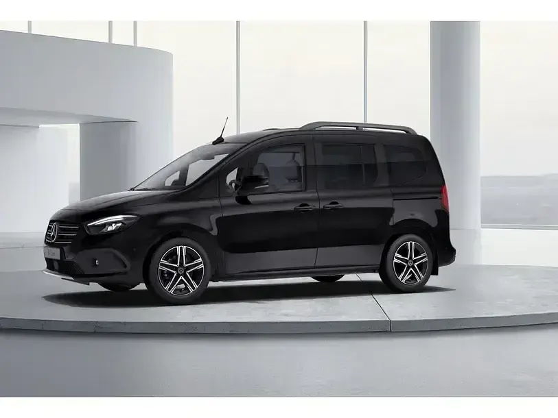 Gebraucht Mercedes T180 Progressive 116 PS (85 kW) 2024 Schwarz Van / Kleinbus