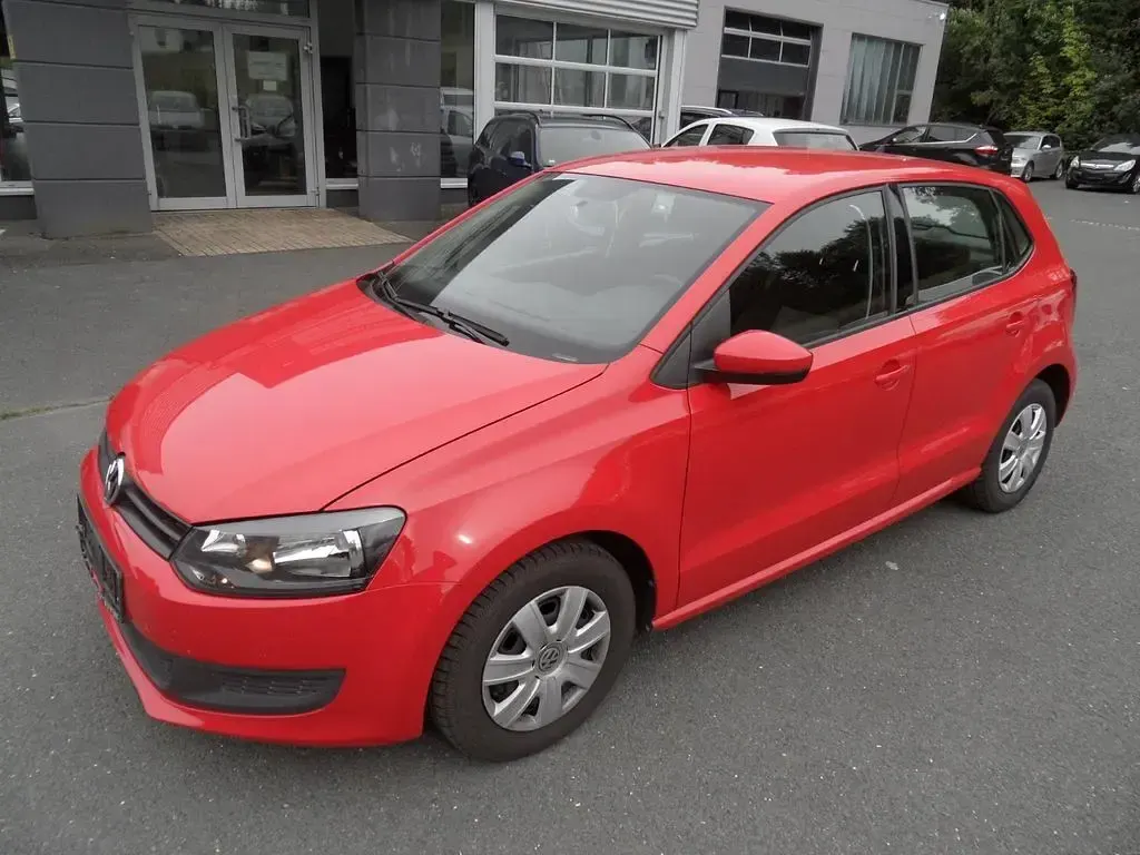 Gebraucht VW Polo Trendline 69 PS (50 kW) 2014 Rot Limousine