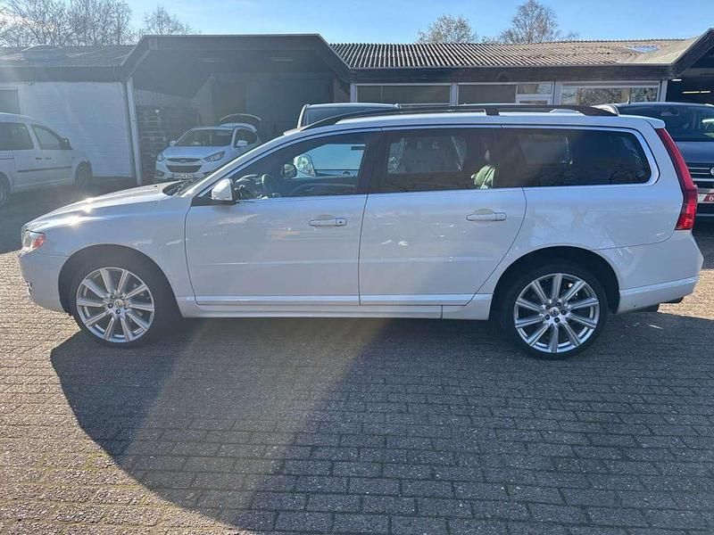 Gebraucht Volvo V70 231 PS (169 kW) 2013 Weiß Kombi