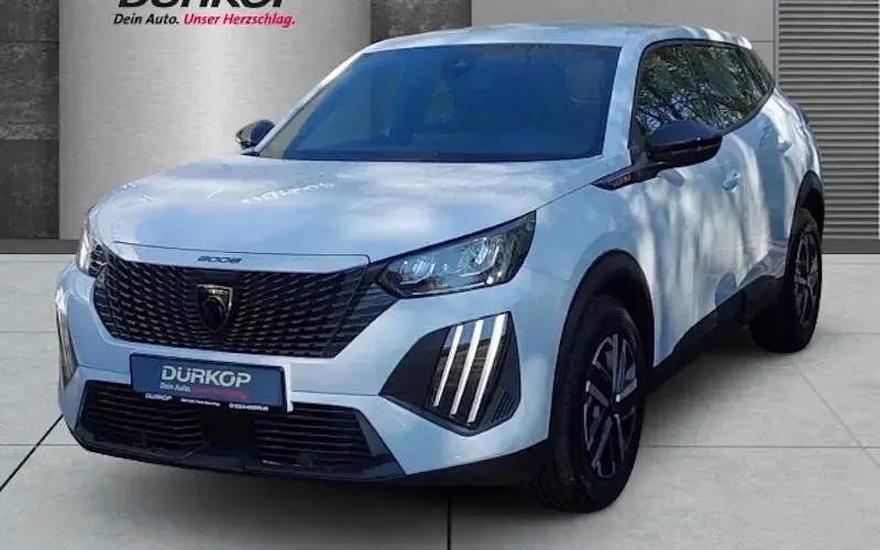Gebraucht Peugeot 2008 Style 136 PS (100 kW) 2025 Weiß SUV