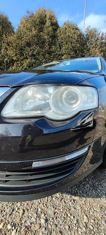 Gebraucht VW Passat 160 PS (117 kW) 2008 Schwarz Kombi