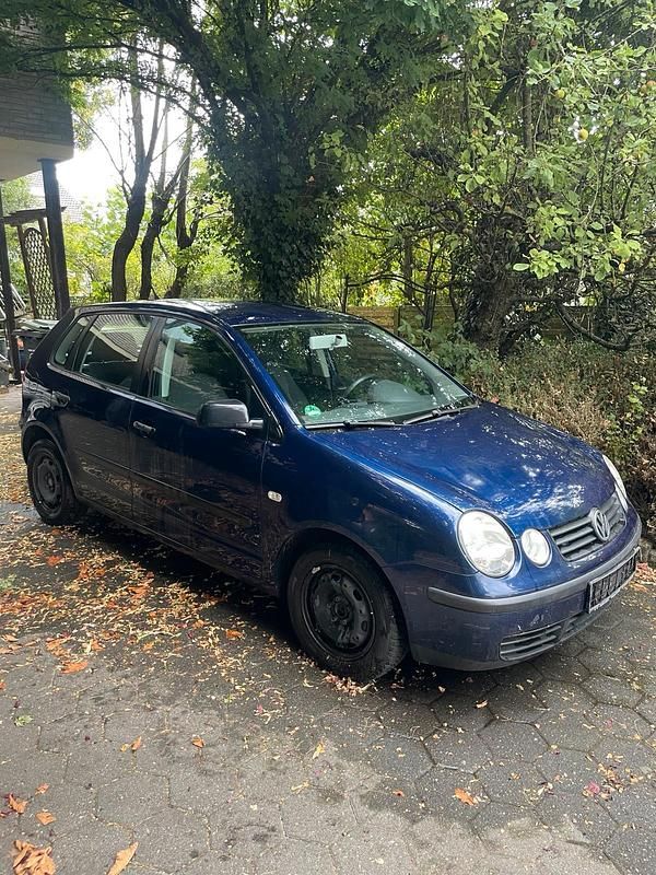 Blau Gebraucht 2002 VW Polo Kleinwagen | 550 € (Superpreis) - Bild 1/4
