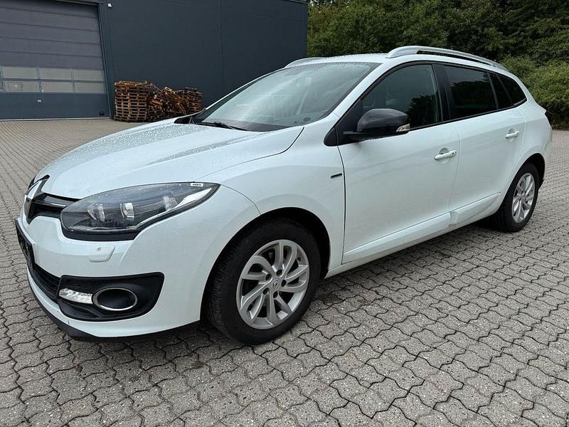 Weiß Gebraucht 2015 Renault Mégane III LIMITED Limousine | 5.200 € (Guter Preis) - Bild 1/4