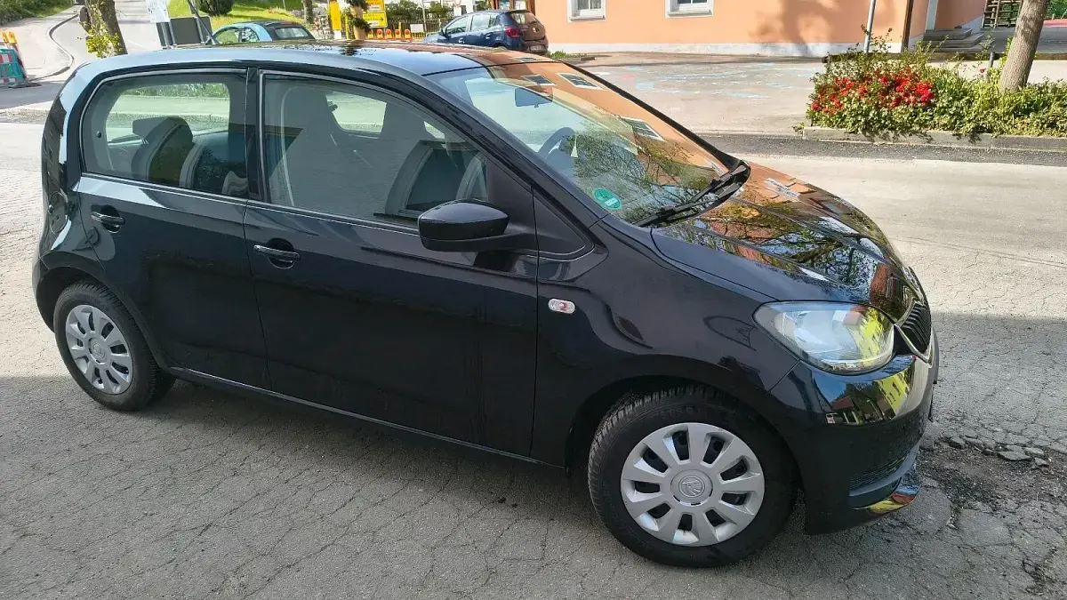 Gebraucht Skoda Citigo Ambition 60 PS (44 kW) 2017 Schwarz Kleinwagen