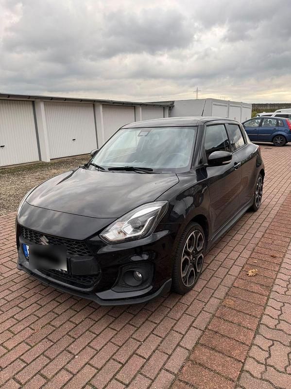 Schwarz Gebraucht 2021 Suzuki Swift Sport Kleinwagen | 15.500 € (Fairer Preis) - Bild 1/4