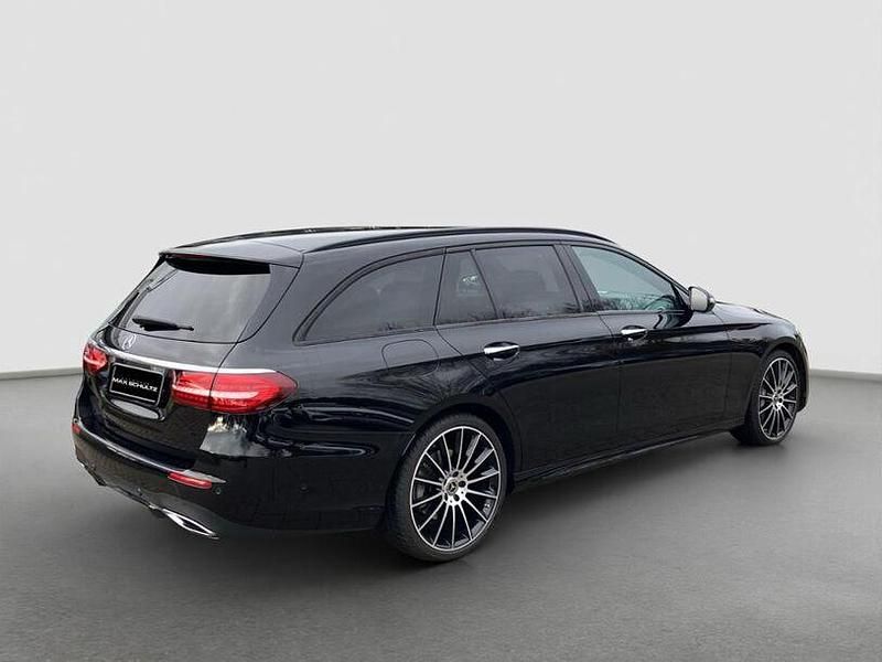 Gebraucht Mercedes E400 AMG 330 PS (242 kW) 2022 Unilack schwarz uni Kombi