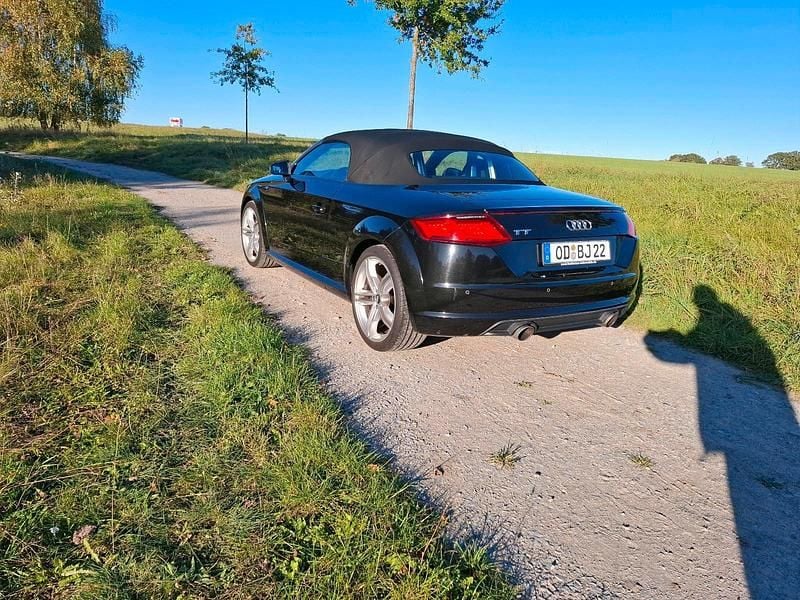 Gebraucht Audi TT Roadster 180 PS (132 kW) 2017 Schwarz Cabrio