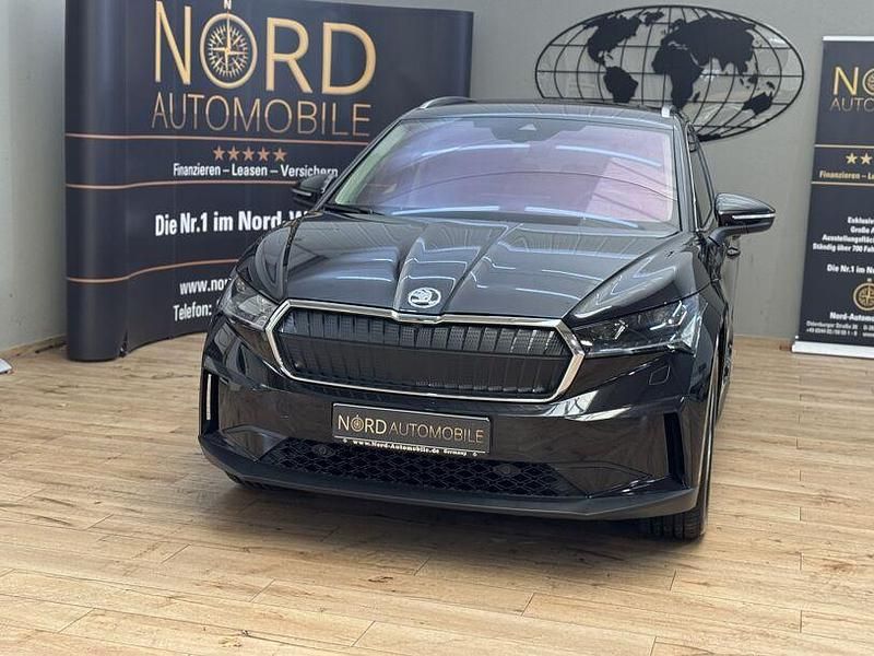 Schwarzmagic perlef (metallic) Gebraucht 2021 Skoda Enyaq iV SUV | 23.989 € (Guter Preis) - Bild 1/3