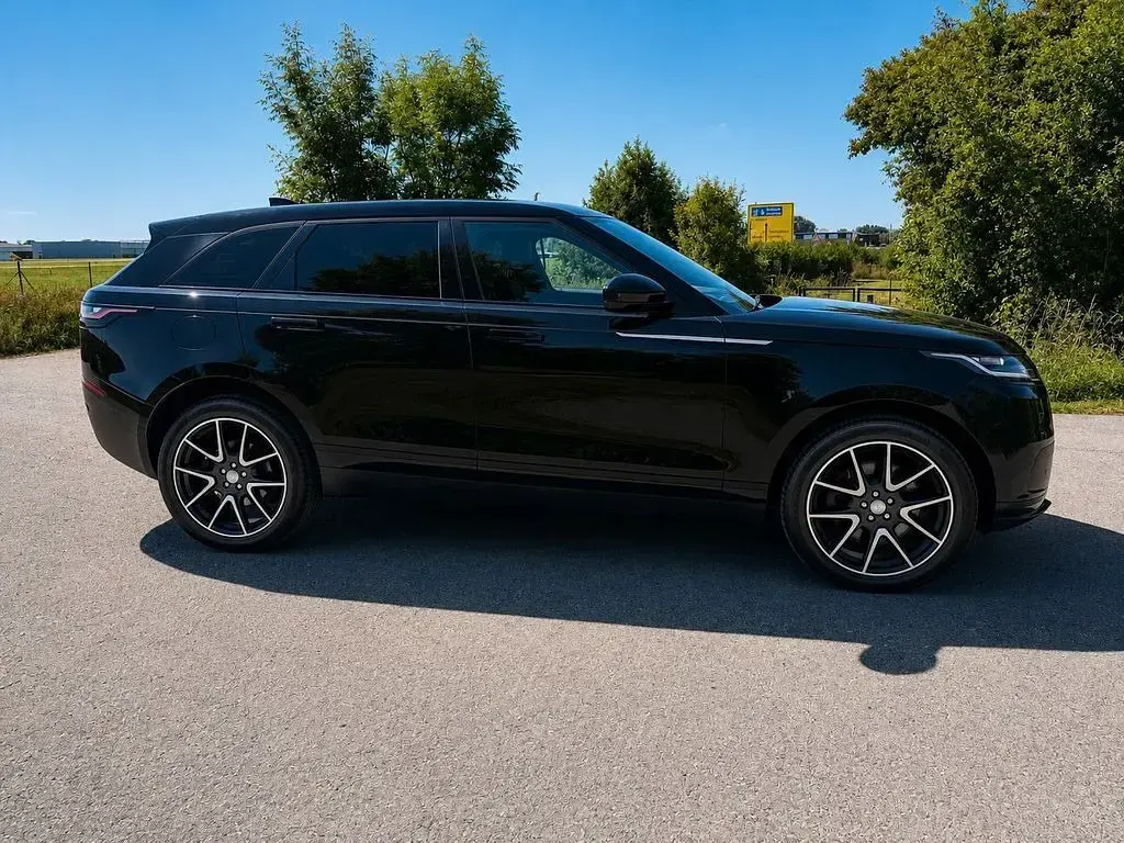 Gebraucht Land Rover Range Rover Velar S 404 PS (297 kW) 2023 Schwarz SUV