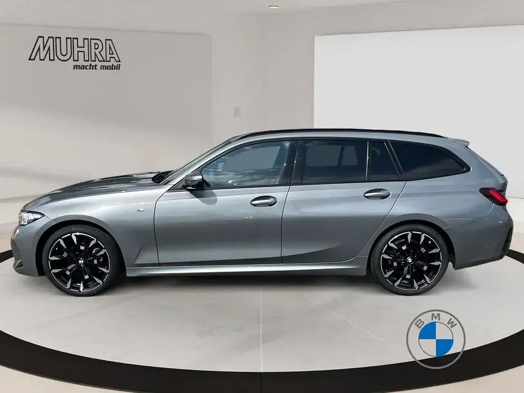 Gebraucht BMW 320 M Sport 184 PS (135 kW) 2025 Skyscraper grau Kombi