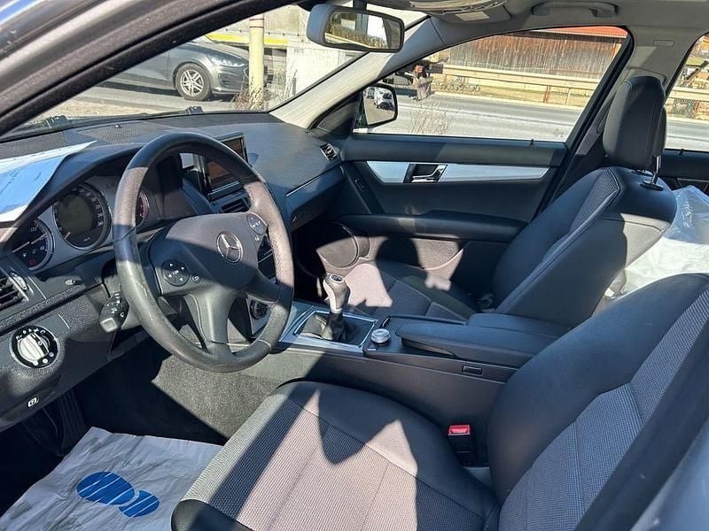 Gebraucht Mercedes C200 184 PS (135 kW) 2008 Silber Limousine