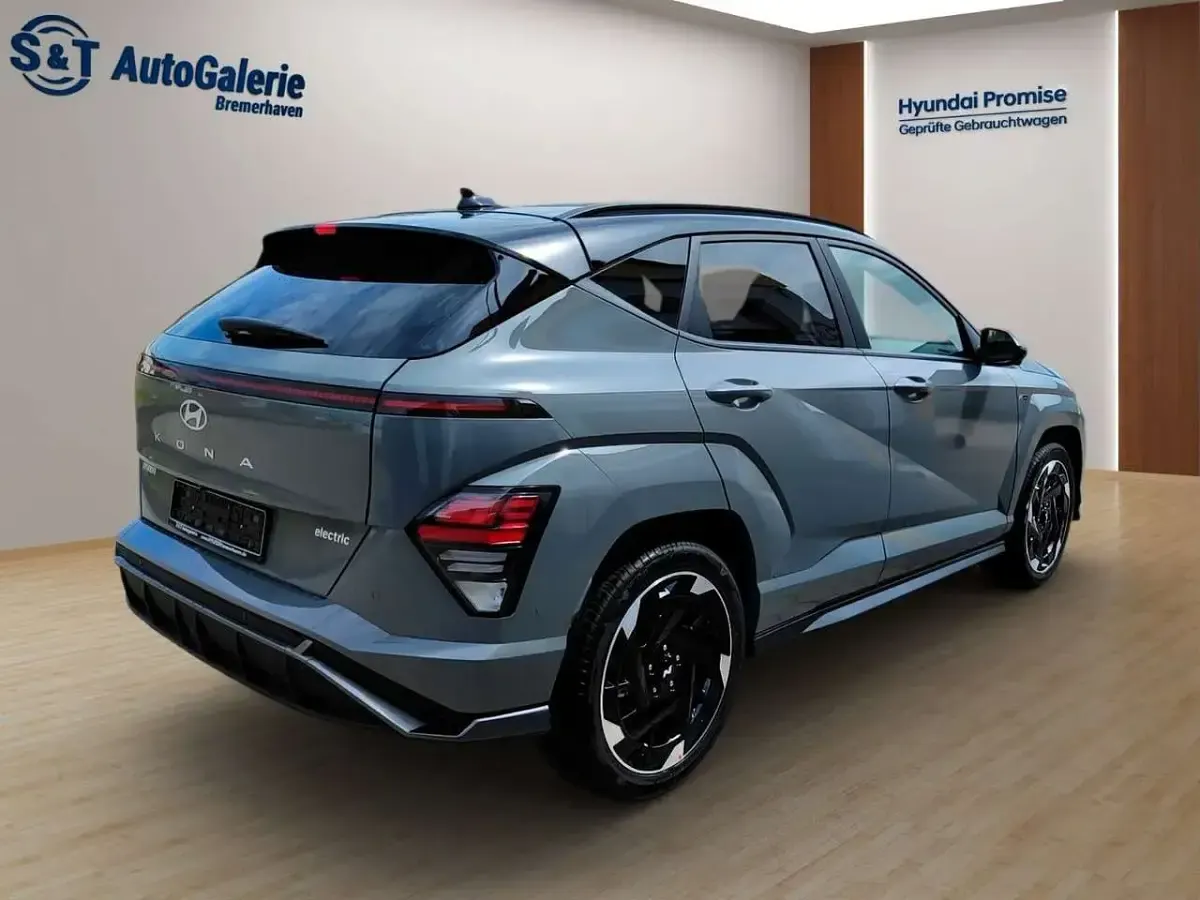 Neu Hyundai Kona N Line 150 kW (204 PS) 2026 Shadow grey/abyss black SUV