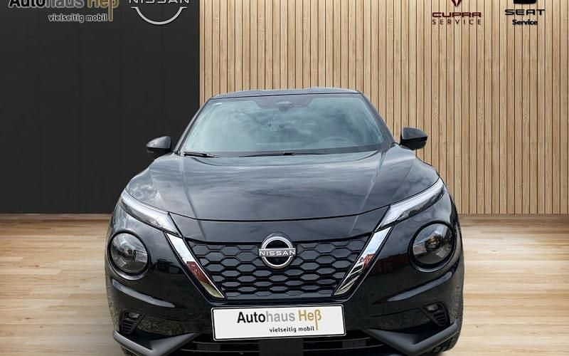 Gebraucht Nissan Juke Tekna 143 PS (105 kW) 2024 Silver (m) SUV