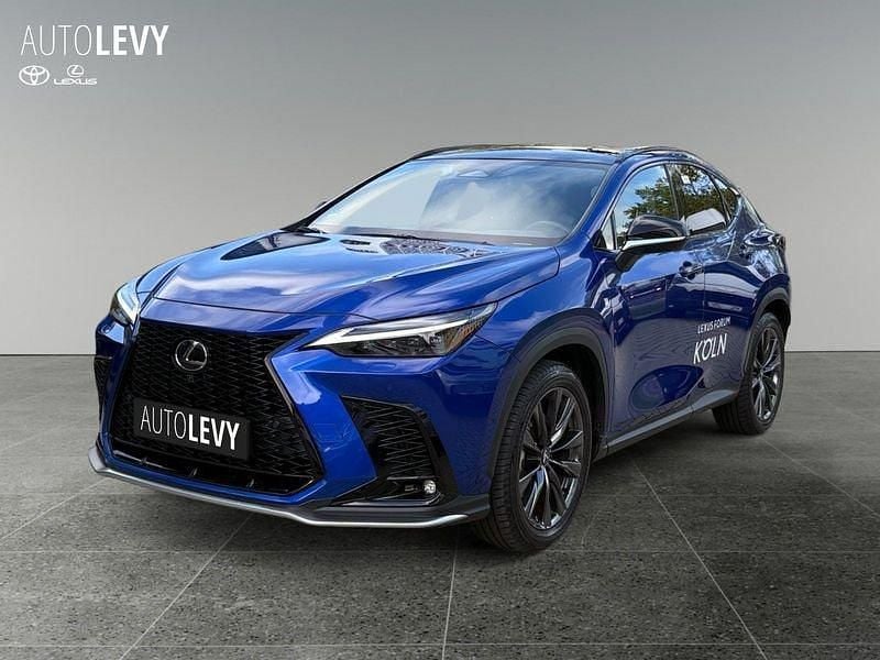 8x1 flammblau Gebraucht 2025 Lexus NX450h+ Sport Line SUV | 70.390 € (Guter Preis) - Bild 1/4
