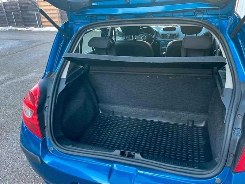 Gebraucht Renault Clio II 75 PS (55 kW) 2008 Blau Kleinwagen