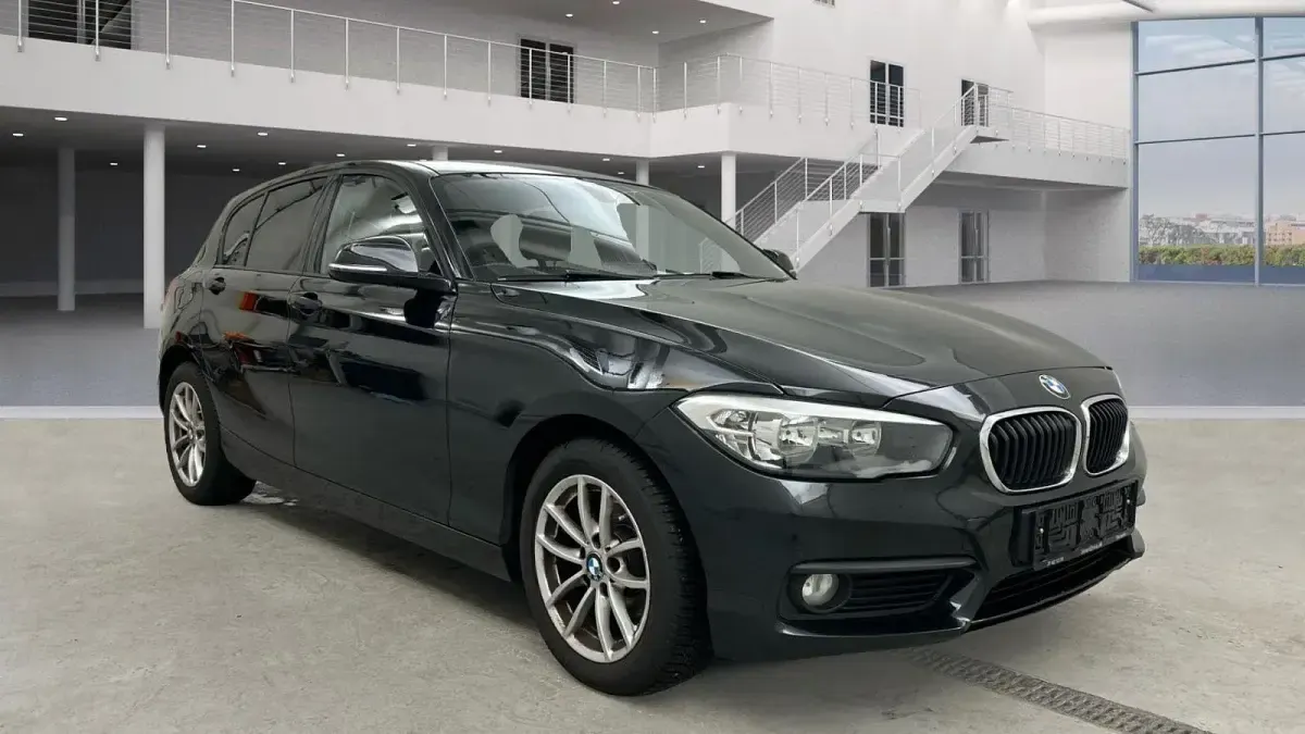 Gebraucht BMW 116 Advantage 116 PS (85 kW) 2016 Schwarz Kleinwagen