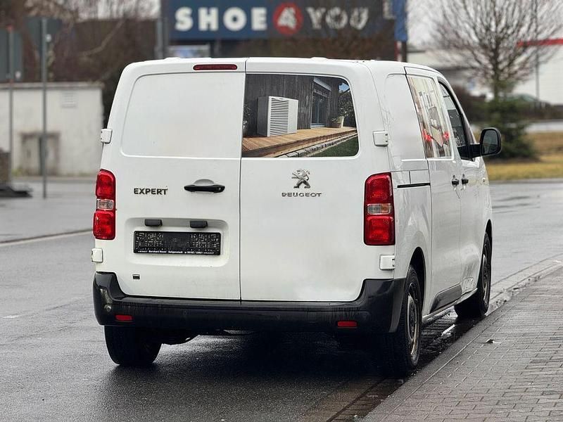 Gebraucht Peugeot Expert 102 PS (75 kW) 2020 Weiß Van