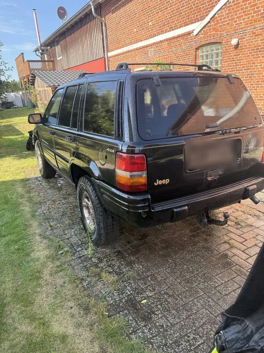 Gebraucht Jeep Grand Cherokee Limited 212 PS (155 kW) 1997 Schwarz SUV