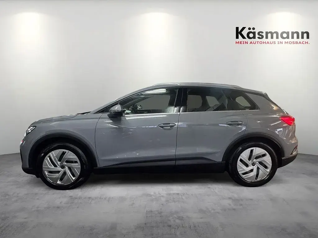 Gebraucht Audi Q4 e-tron Advanced Plus 150 kW (204 PS) 2023 Kieselgrau SUV